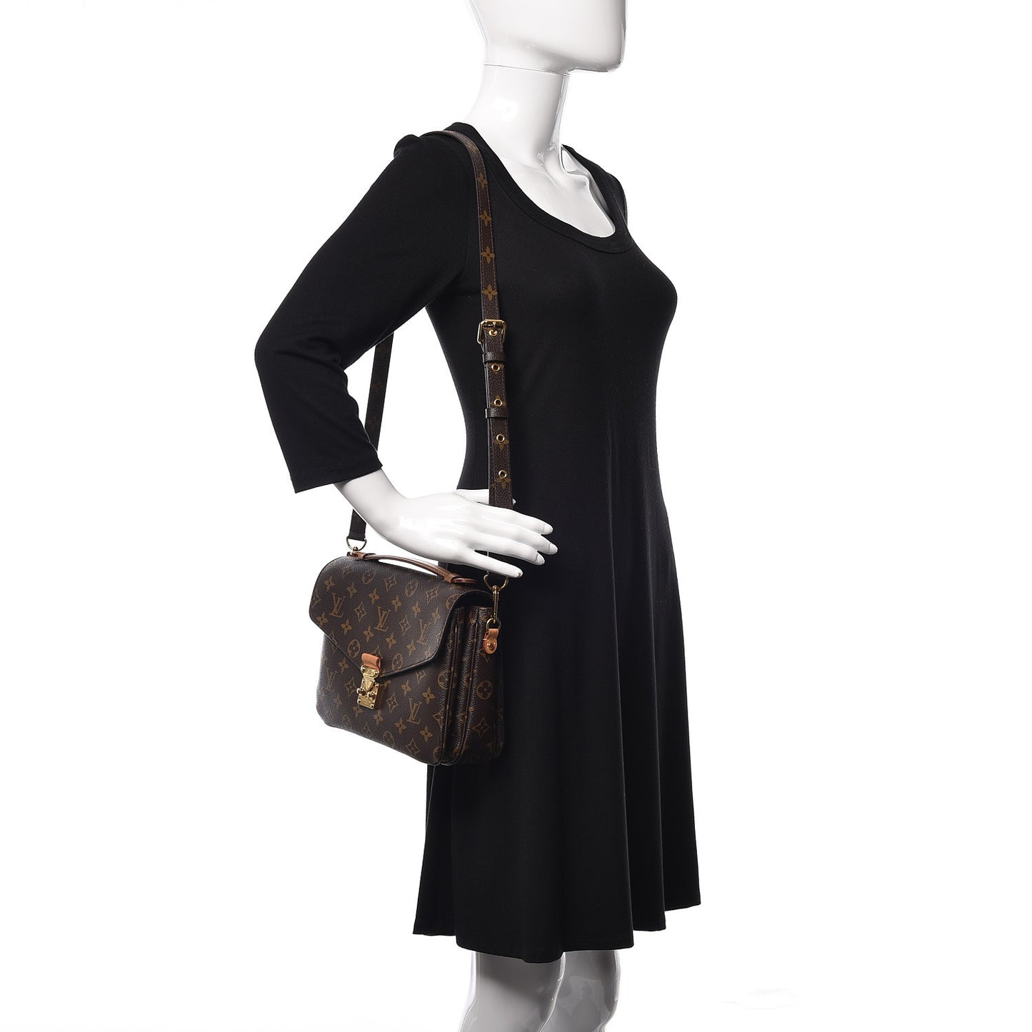 Monogram Pochette Metis