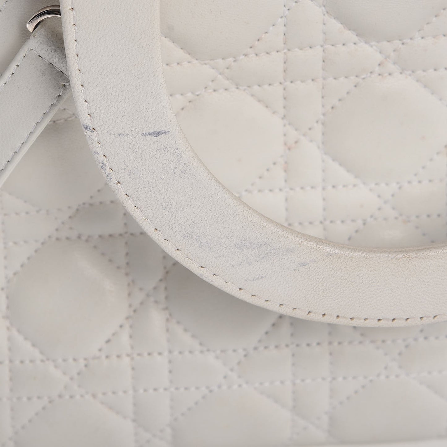 Lambskin Cannage Medium Lady Dior White