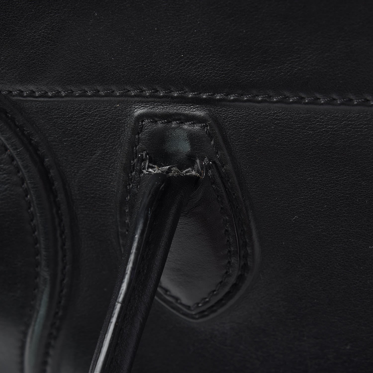 Celine Smooth Calfskin Medium Phantom Luggage Black 14 of 29
