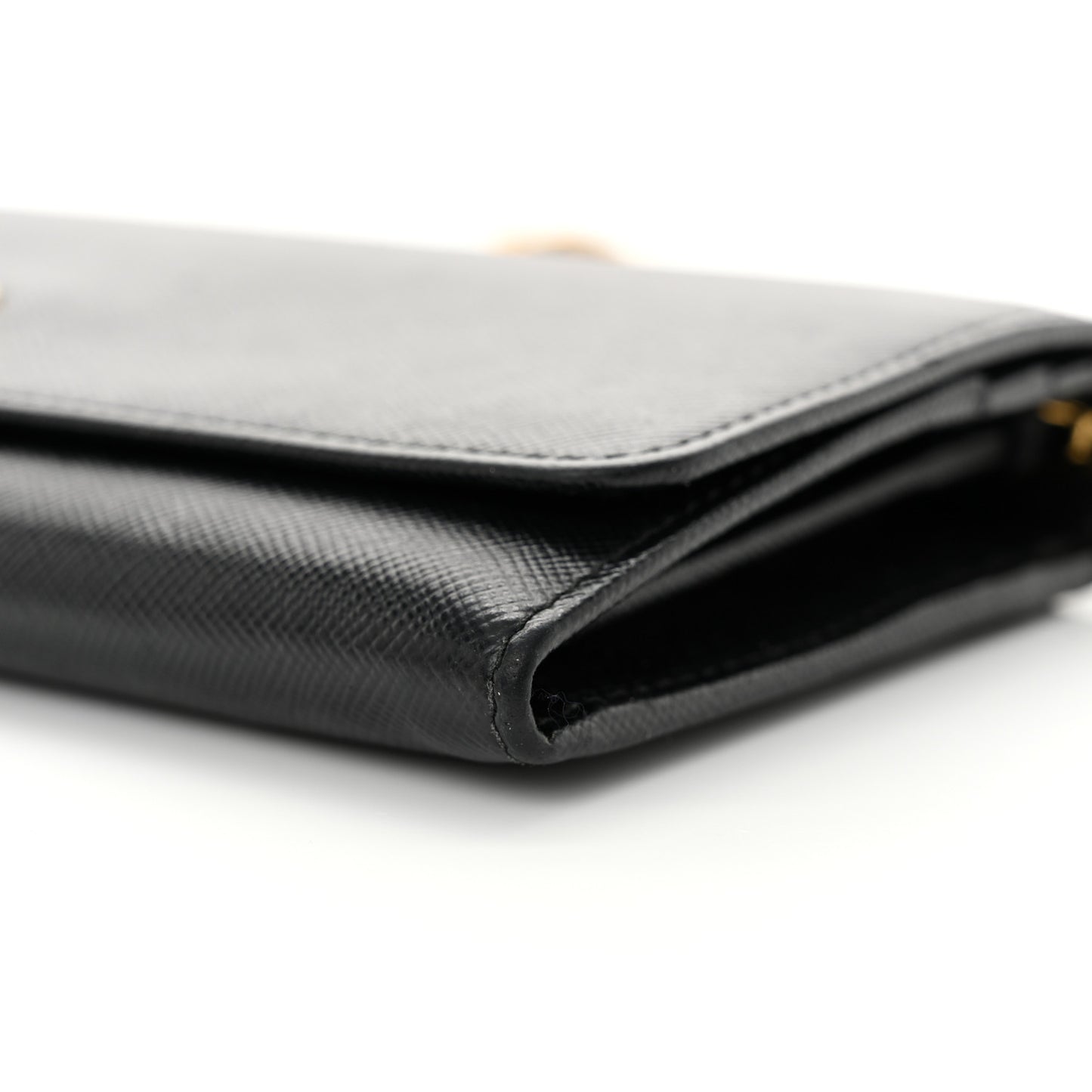 Saffiano Metal Oro Chain Wallet Black