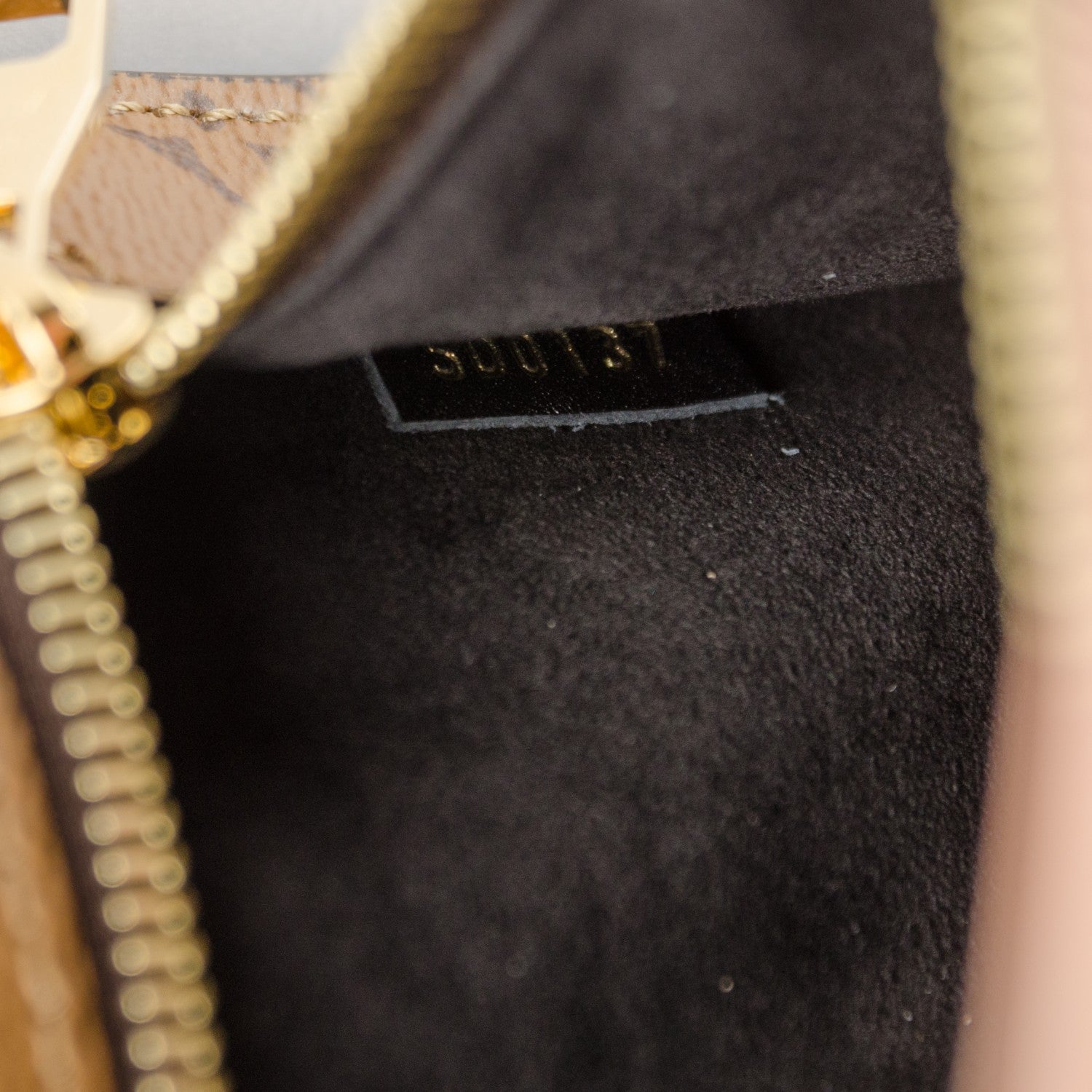 Louis Vuitton Reverse Monogram Pochette Metis 8 of 8