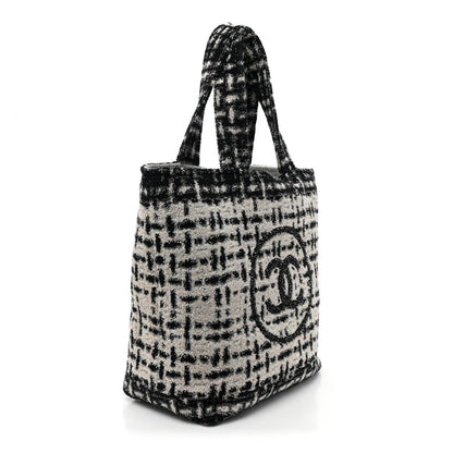 Chanel Terry Cotton CC Beach Tote Towel Set White Black 5 of 11
