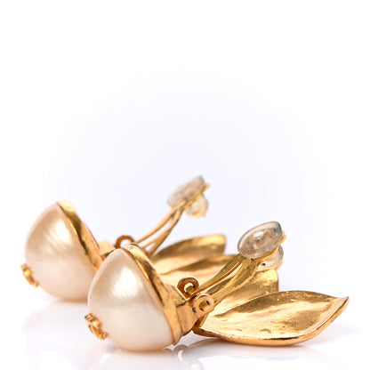 Chanel Pearl Leaf CC Clip On Earrings Gold 3 of 4