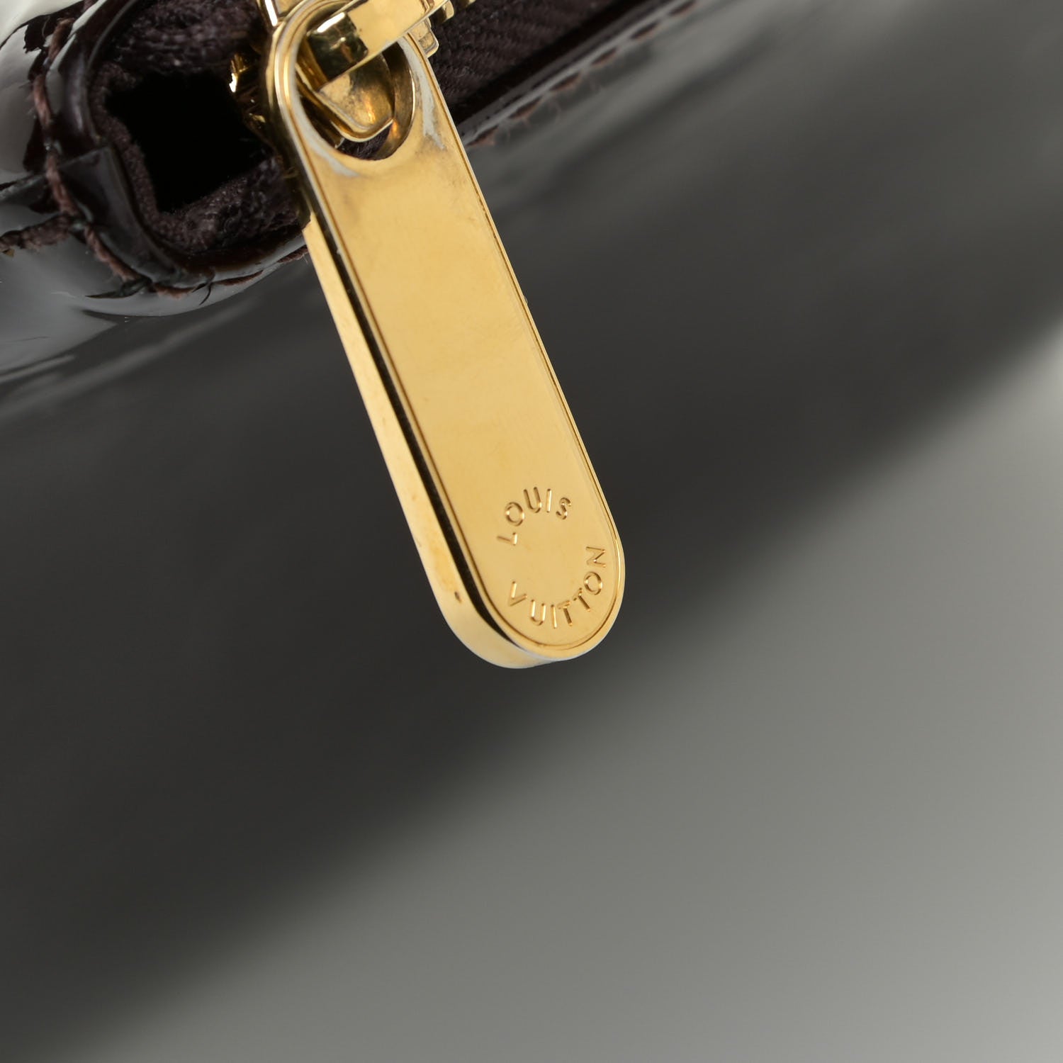 Louis Vuitton Vernis Bellevue PM Amarante 17 of 17