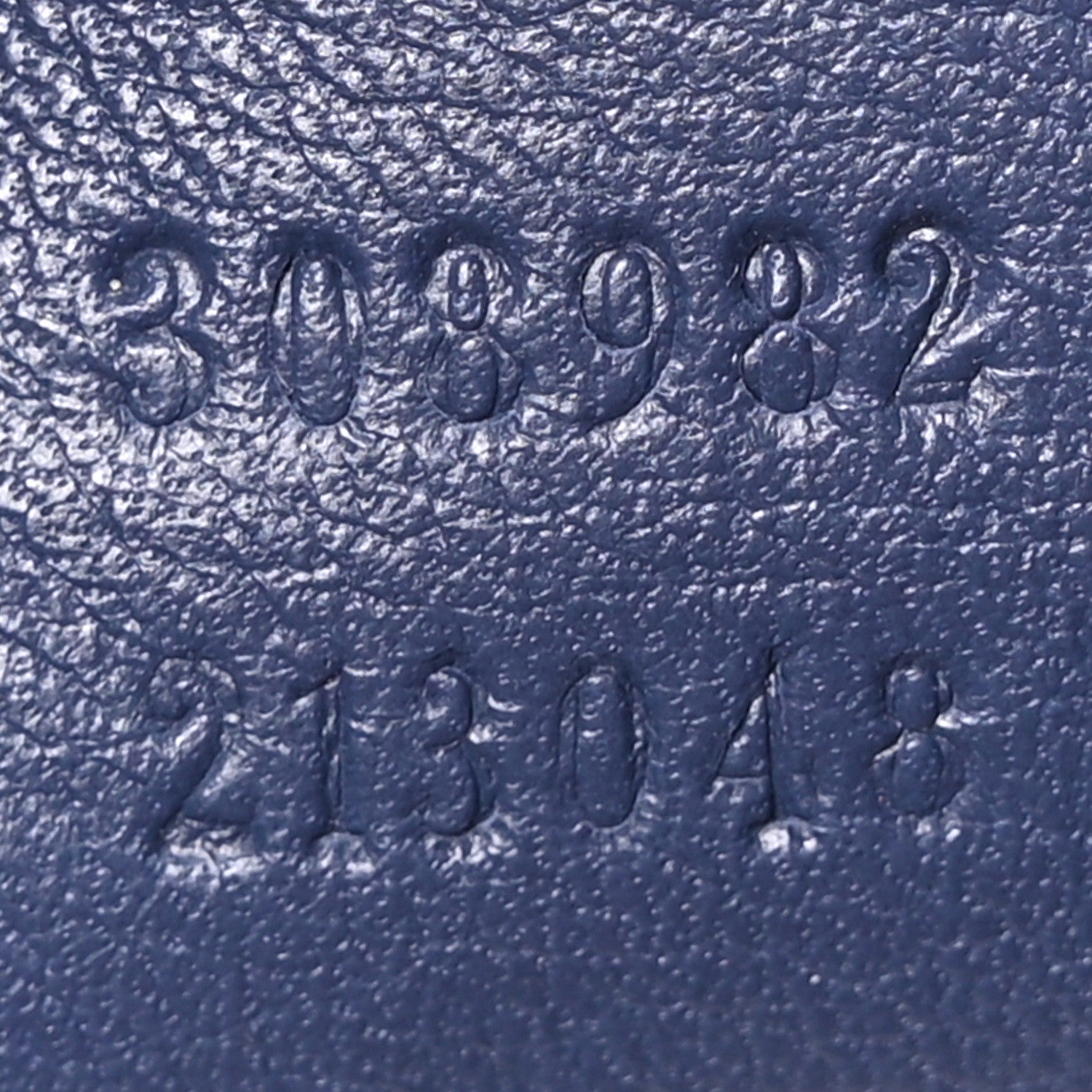 Gucci Vernice Naplack  Medium Soho Chain Shoulder Bag Uniform Blue 13 of 19
