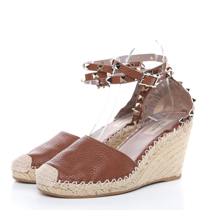 Valentino Garavani Grained Calfskin Rockstud Ankle Wrap Espadrille 15/85mm Wedges 37 Cuoio 3 of 8
