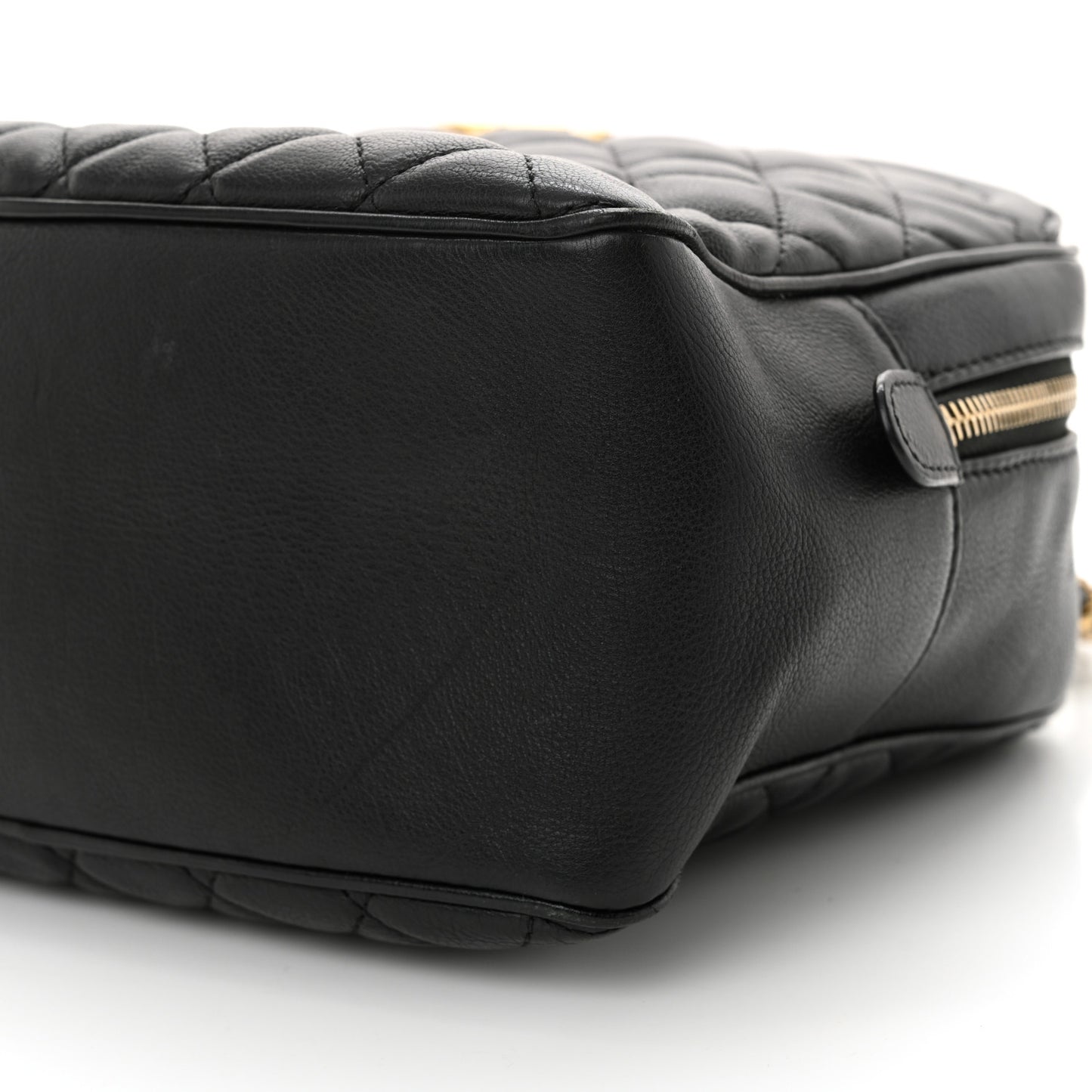Calfskin Quilted CC Medium Vanity Case Black