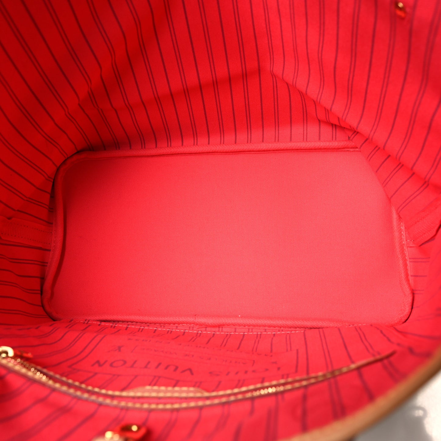 Monogram V Neverfull MM Grenade