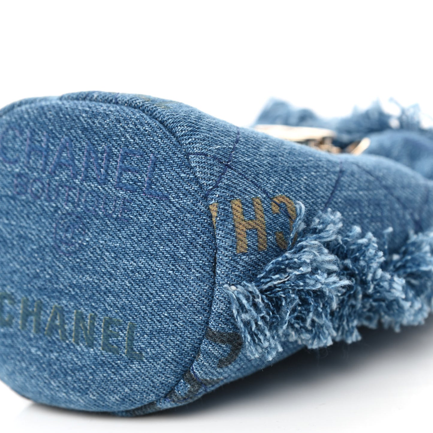 Denim Quilted Mood Mini Bucket With Chain Blue Multicolor