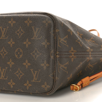 Louis Vuitton Monogram Neverfull MM 9 of 14
