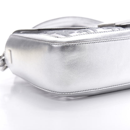 Fendi PVC Vitello Catalan Mirror Sequin FF Baguette Argento 10 of 12