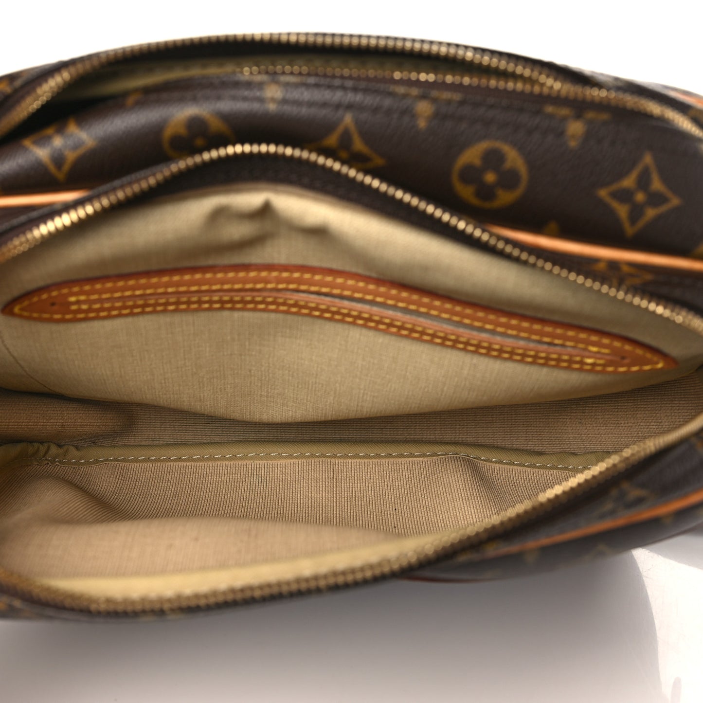 Monogram Reporter PM