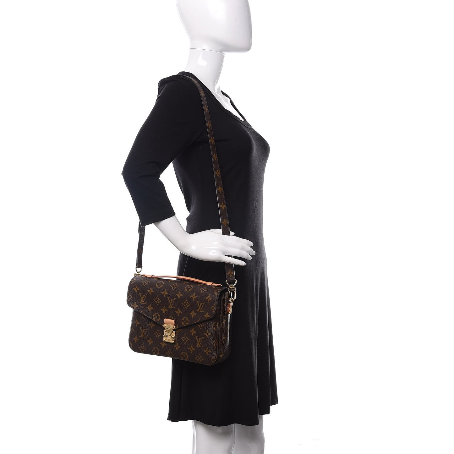 Monogram Pochette Metis