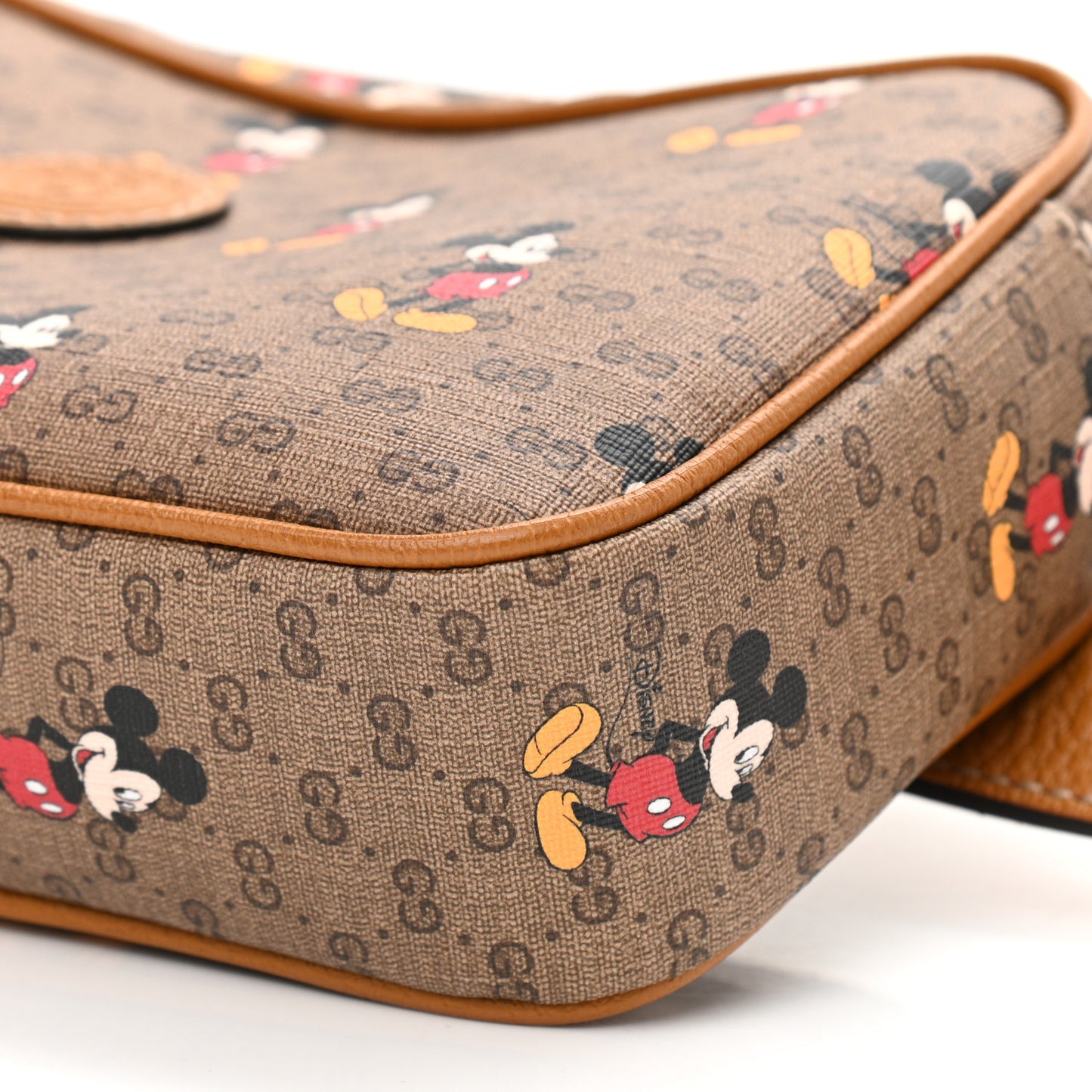 X DISNEY Mini Vintage GG Supreme Monogram Mickey Mouse Small Belt Bag 90 36 Beige Vintage Sun Oil