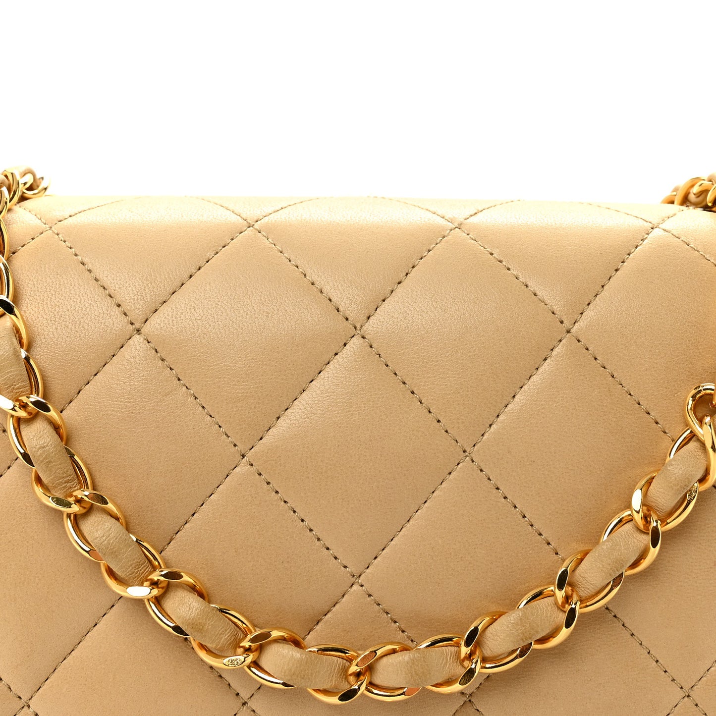 Lambskin Quilted Medium Single Flap Beige
