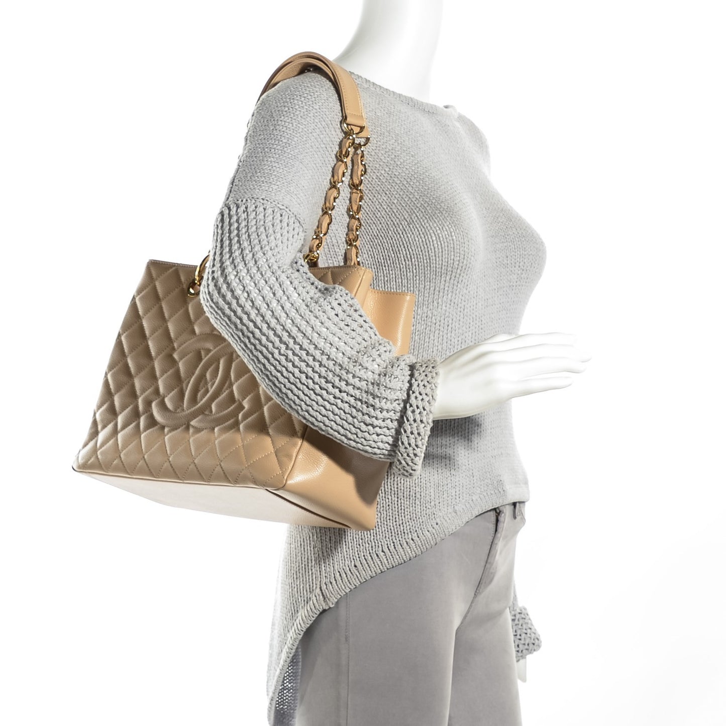 Caviar Quilted Grand Shopping Tote GST Beige Clair
