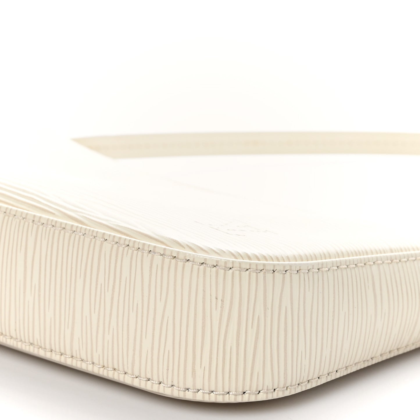 Epi Pochette Accessories NM Ivory
