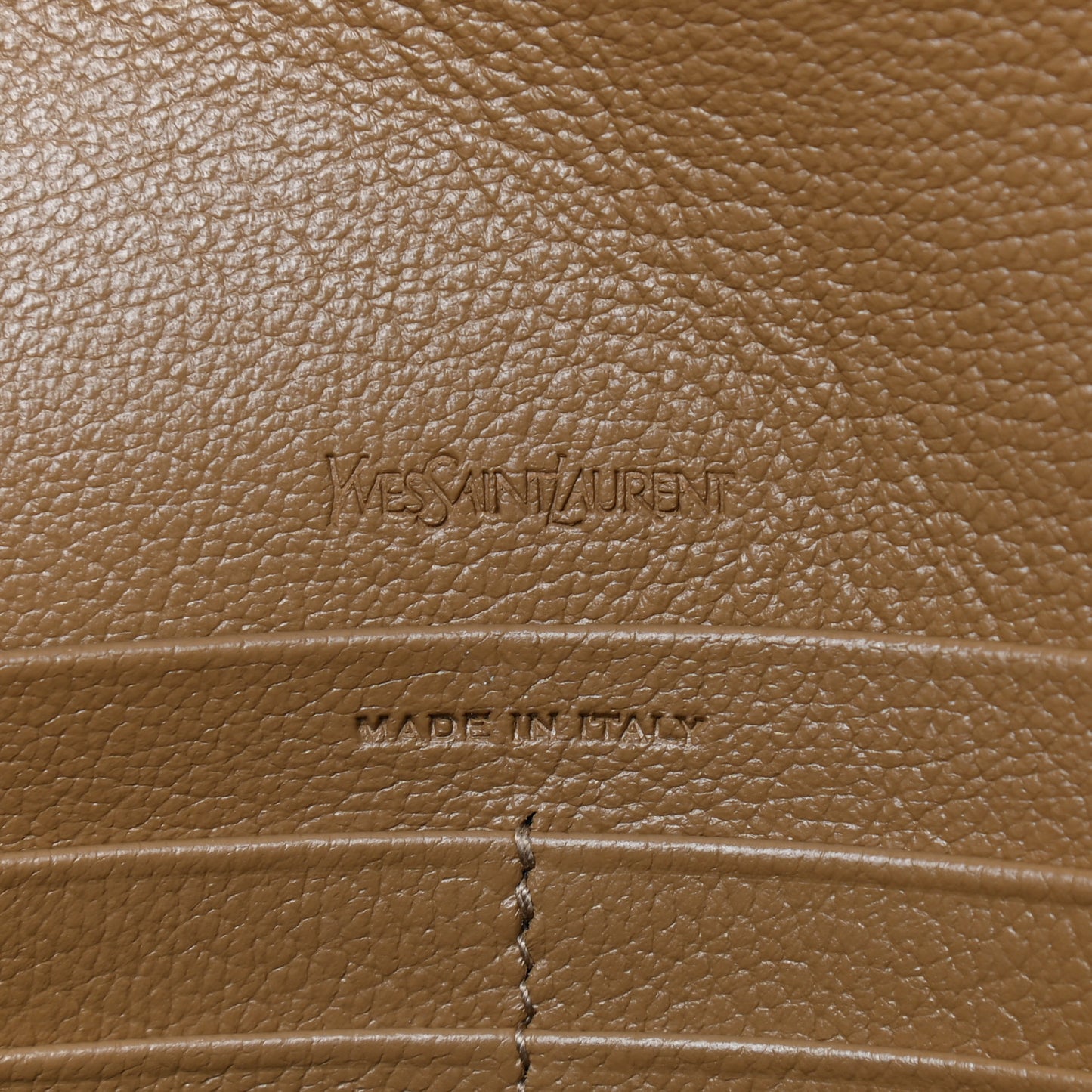 Calfskin Belle de Jour Chain Clutch Beige