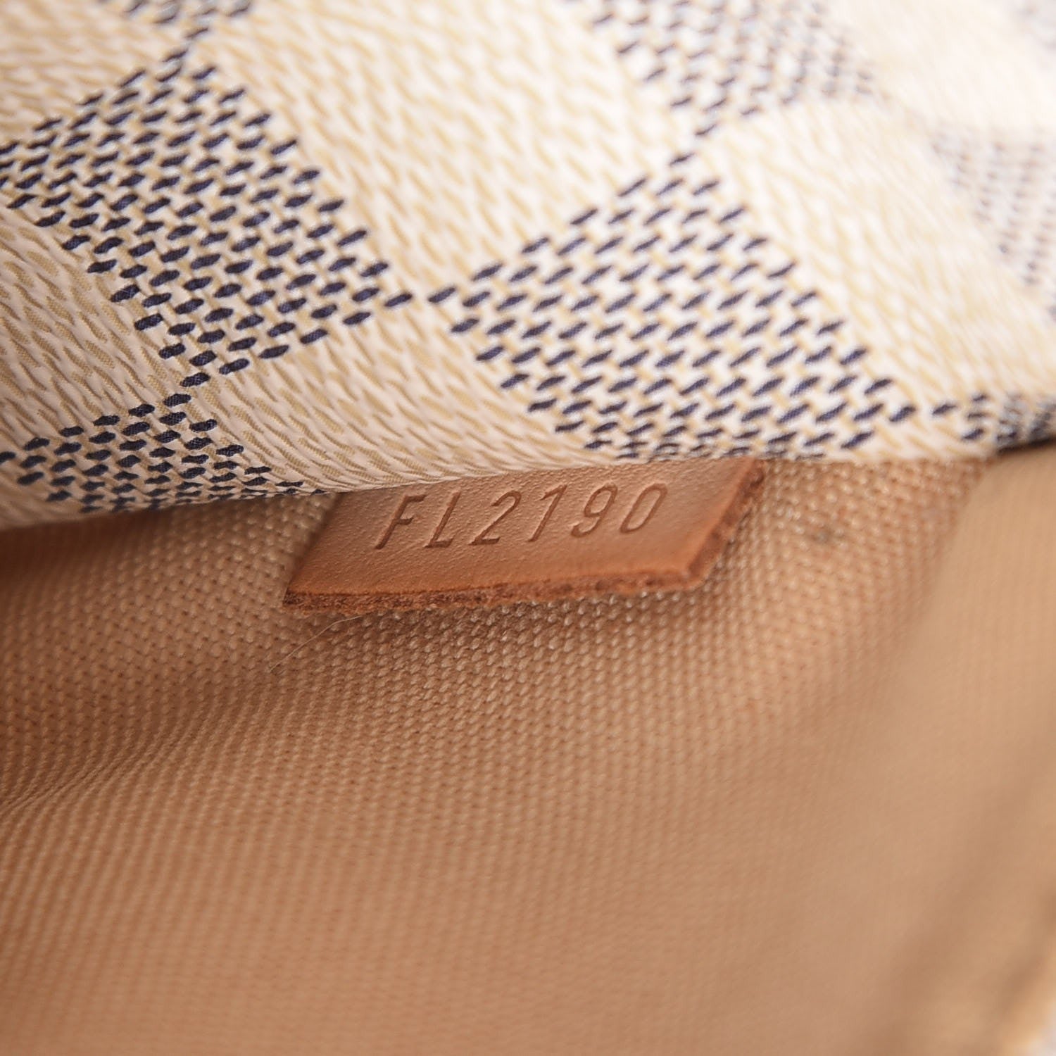 Louis Vuitton Damier Azur Totally PM 6 of 7