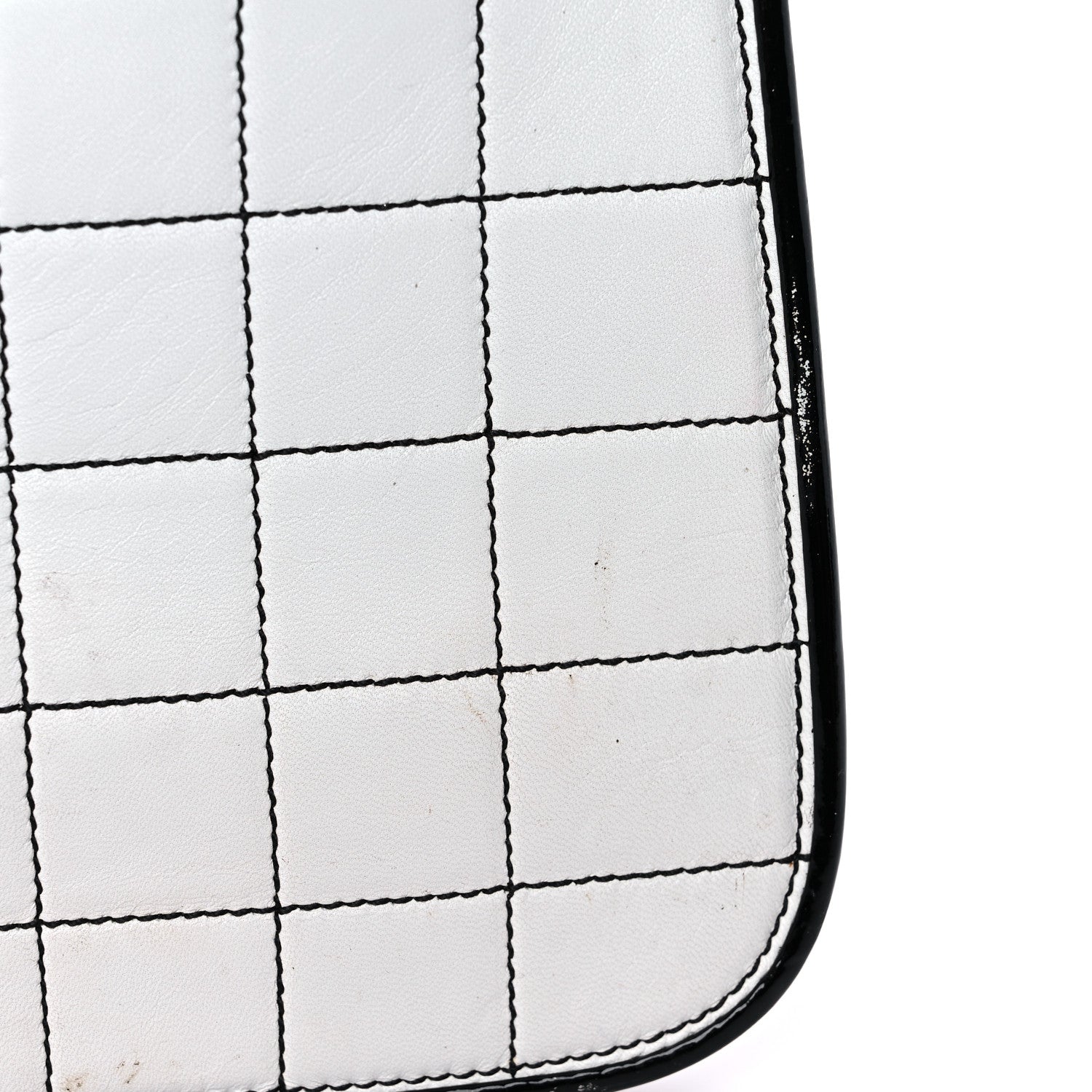 Chanel Lambskin Reissue Chocolate Bar Flap White Black 15 of 30