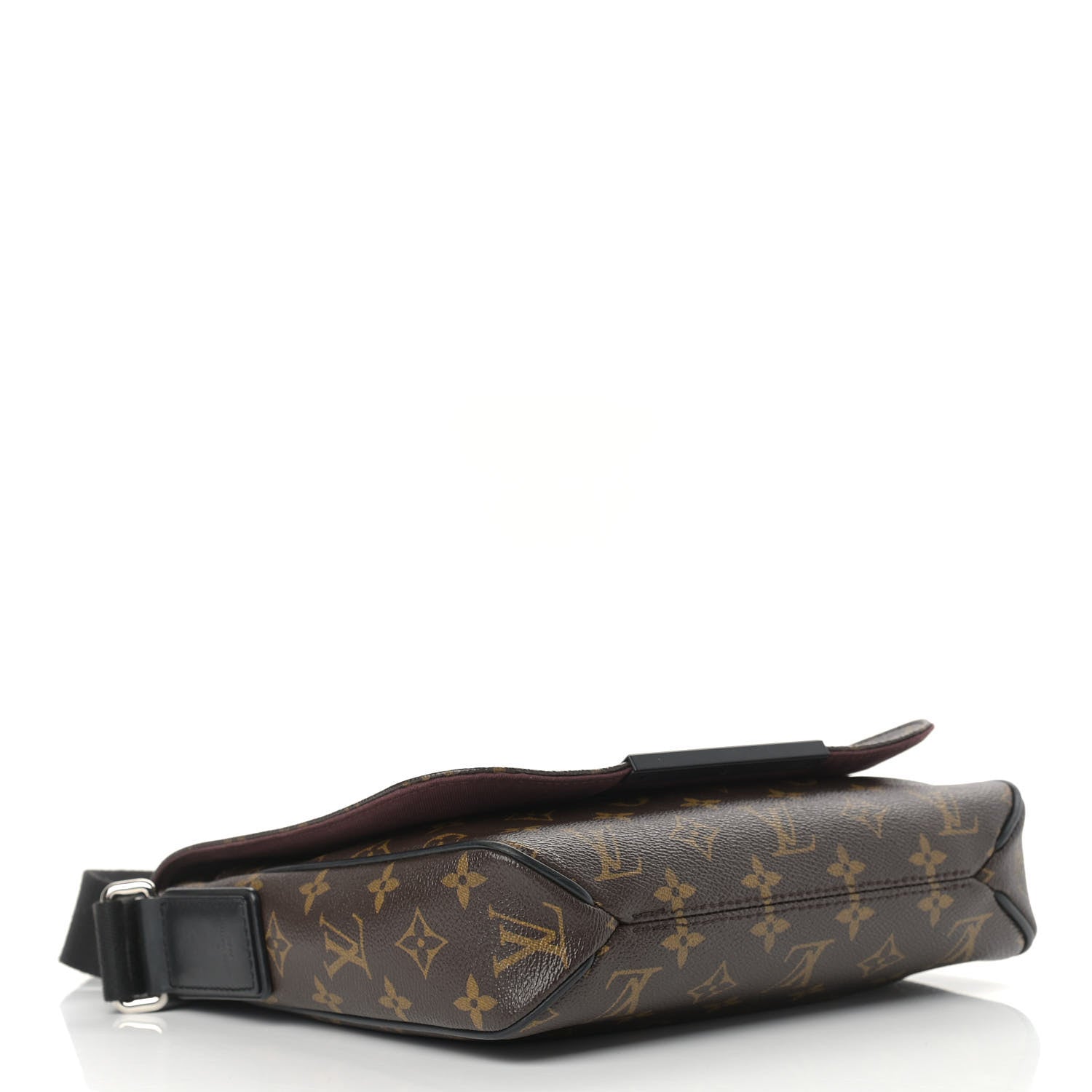 Louis Vuitton Monogram Macassar District PM 4 of 13