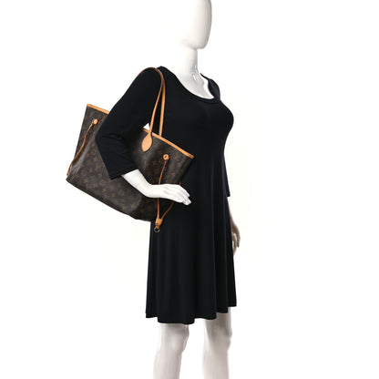 Louis Vuitton Monogram Neverfull MM 3 of 9