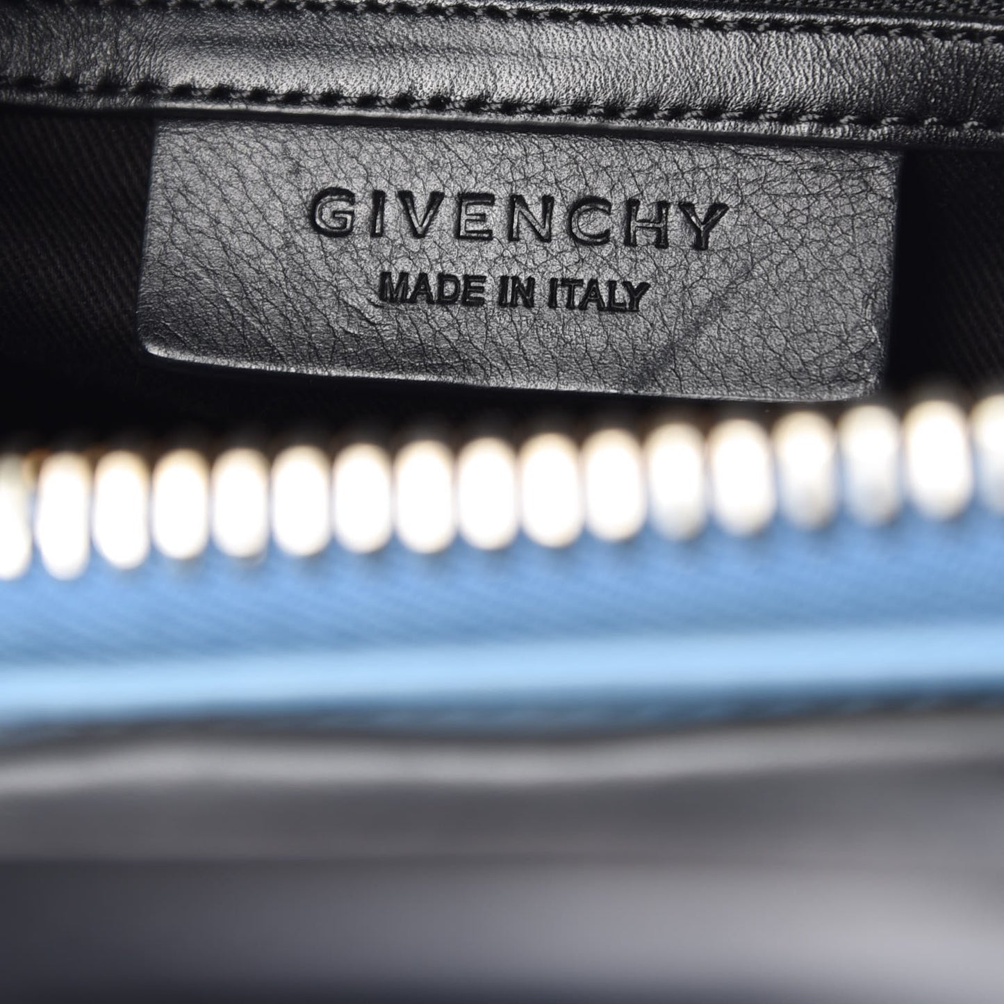Smooth Calfskin Small Bi-Color Antigona Blue Black