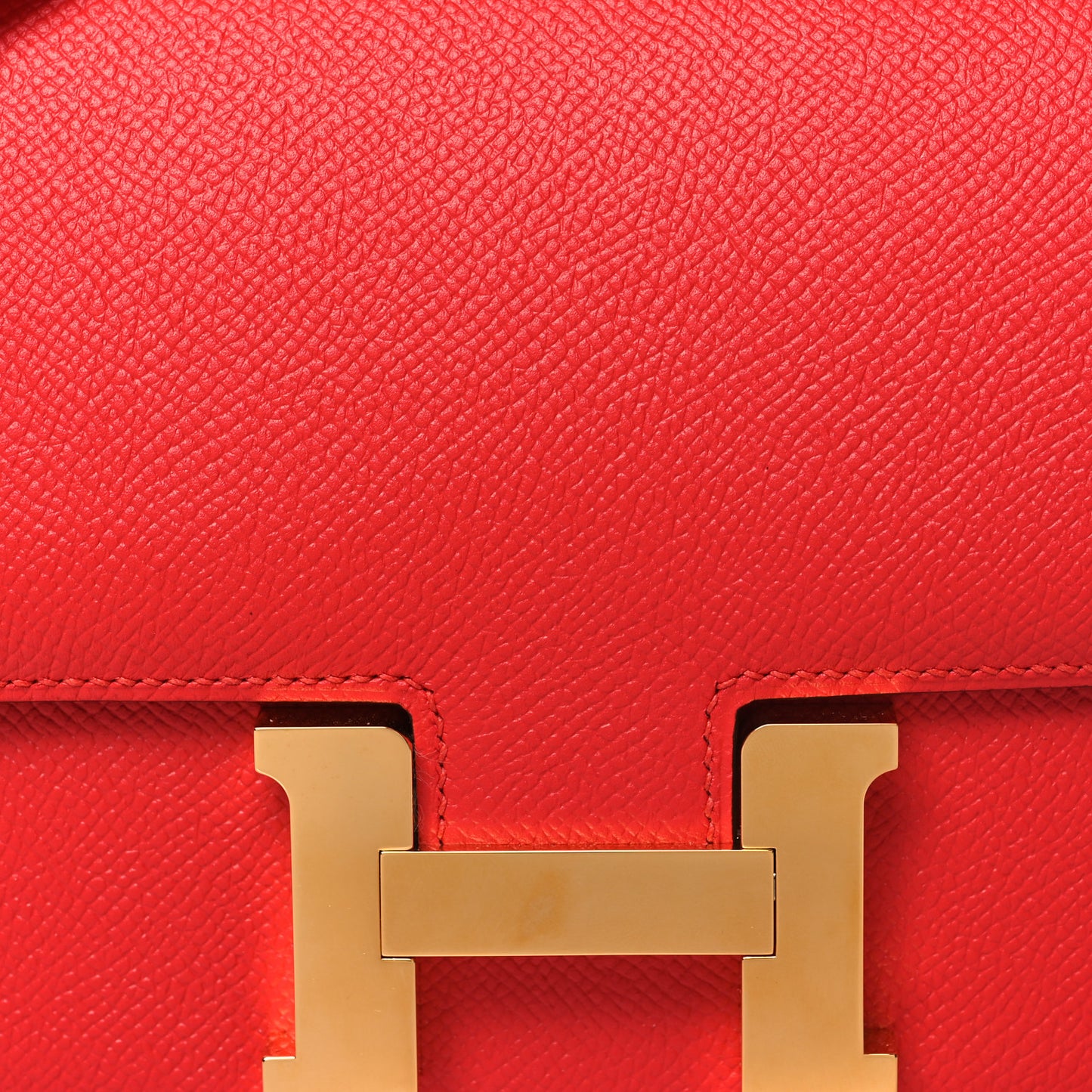Epsom Constance 18 Rouge de Coeur