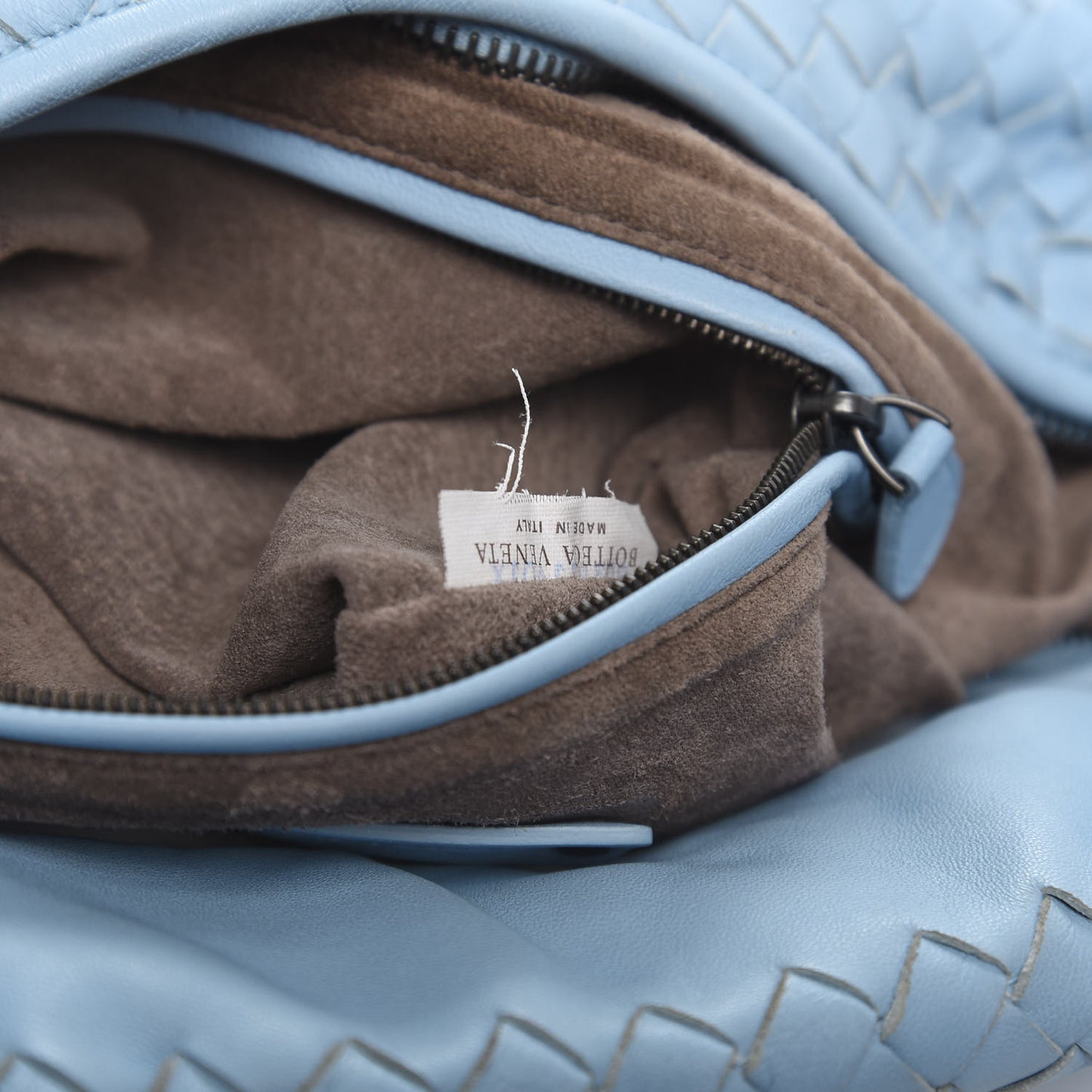 Nappa Intrecciato Medium Veneta Hobo Ciel