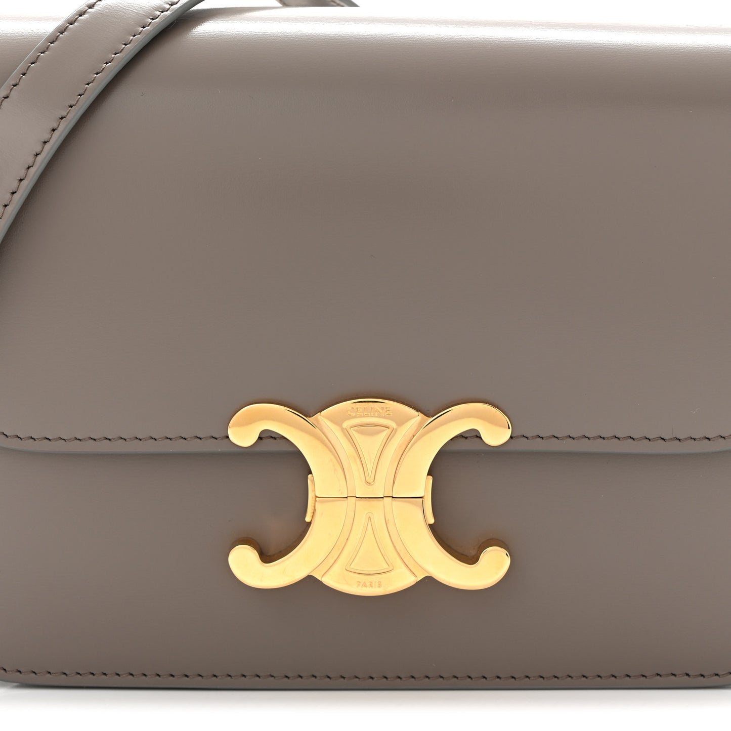 Shiny Calfskin Teen Triomphe Pebble