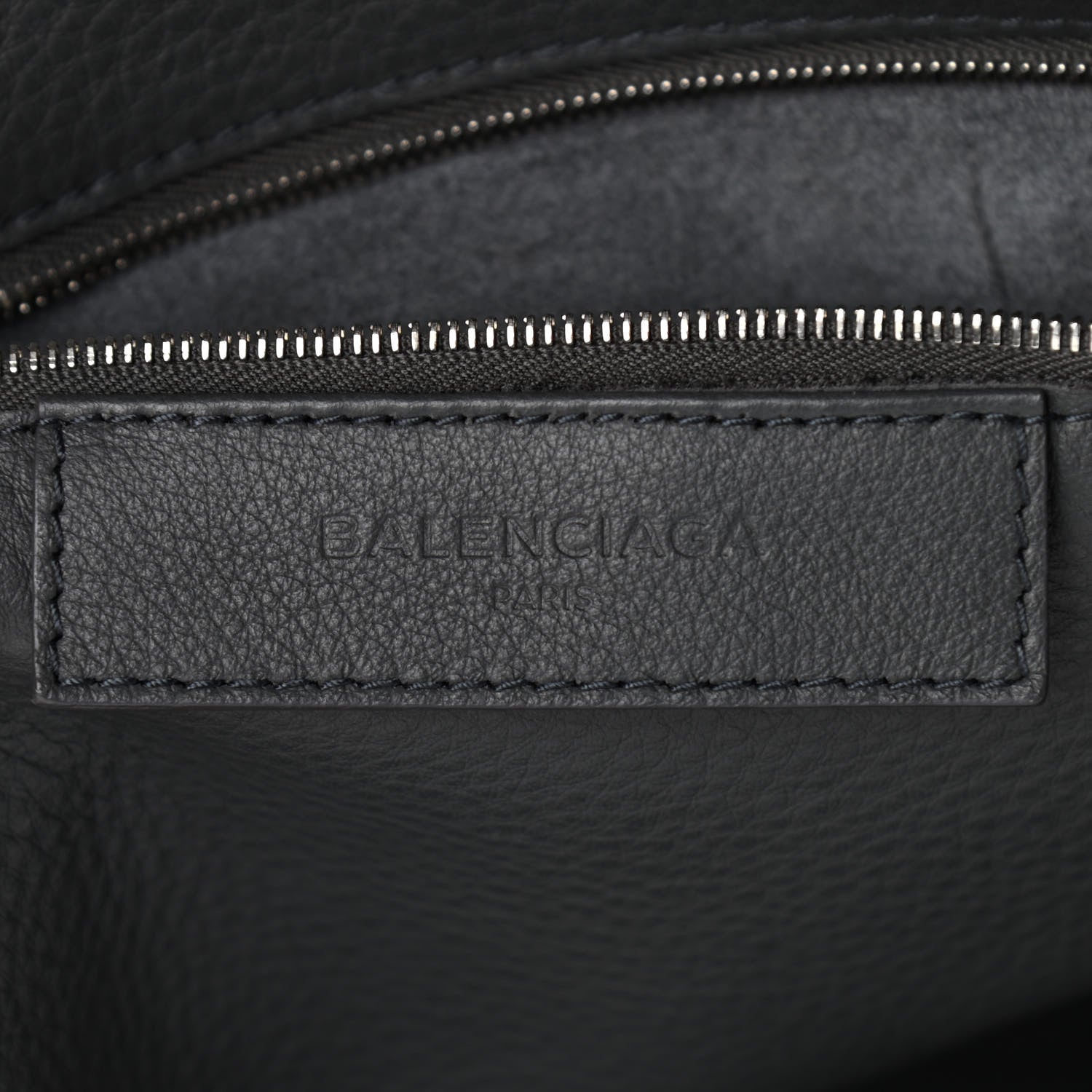 Balenciaga Veau Papier A5 Zip Around Tote Gris Fossile 7 of 11