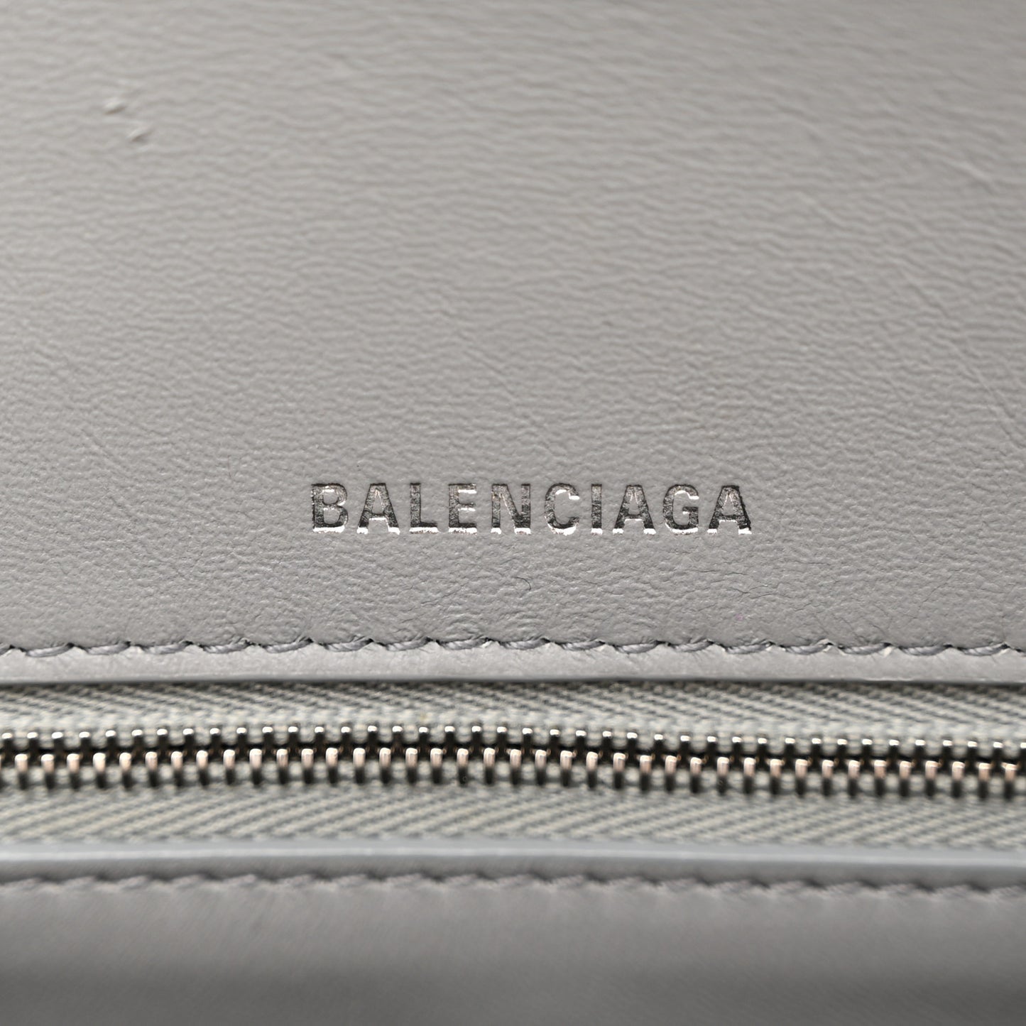 Shiny Calfskin Crocodile Embossed Medium Hourglass Top Handle Bag Balenciaga Grey