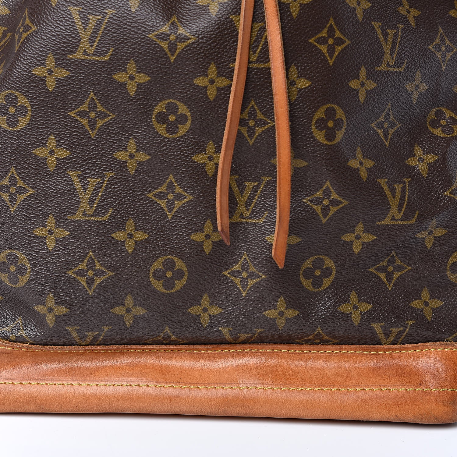 Louis Vuitton Monogram Noe 16 of 16