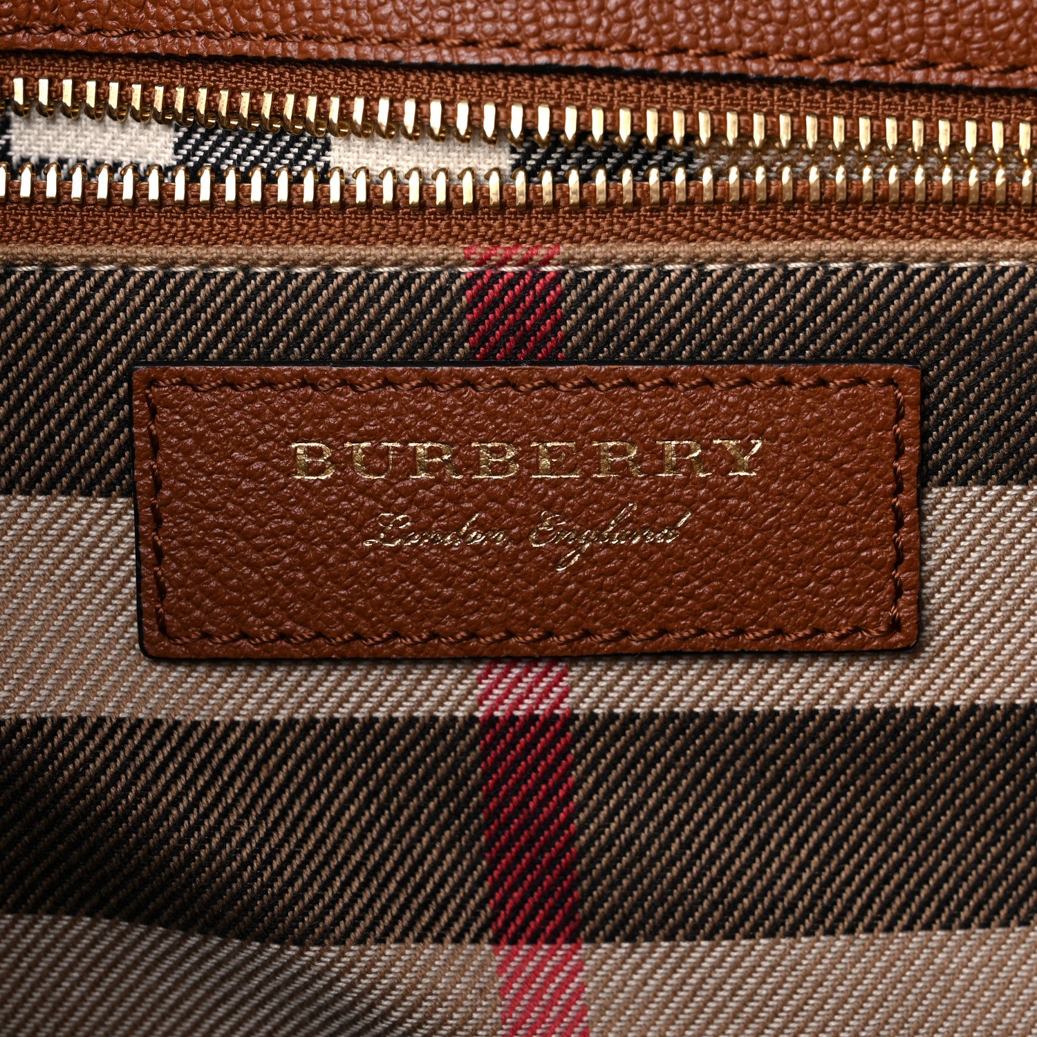 Burberry Soft Grain Calfskin Medium Dashwood Buckle Tote Brown 6 of 17