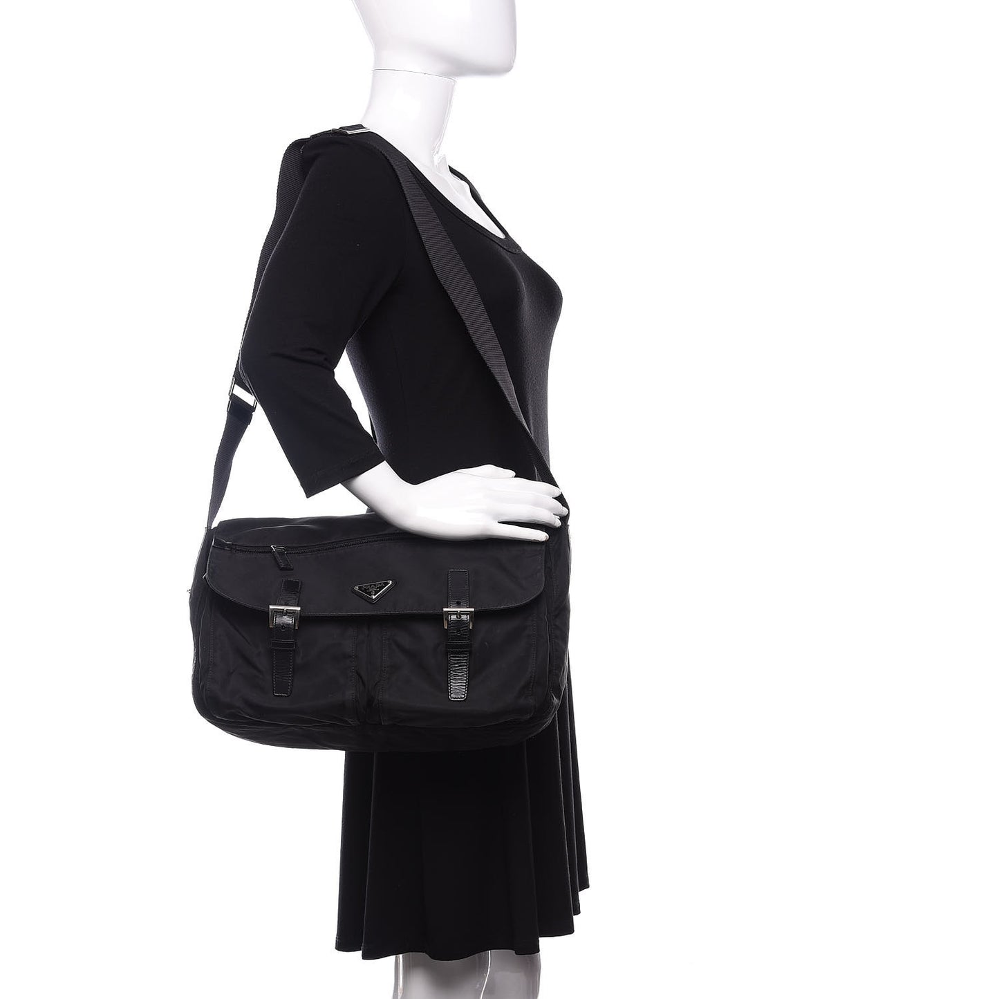 Nylon Vela Sport Messenger Bag Black
