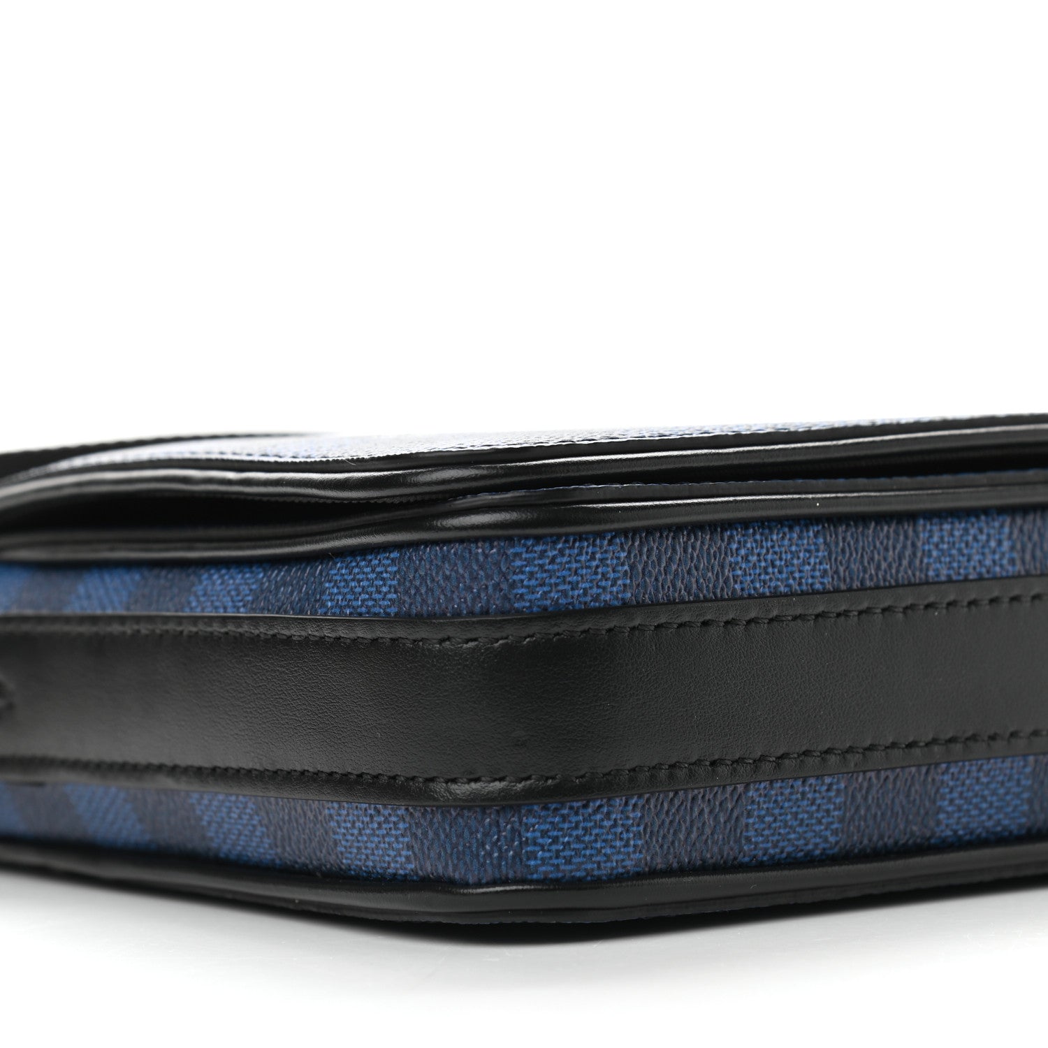Louis Vuitton Damier 3D Studio Messenger Navy 8 of 9