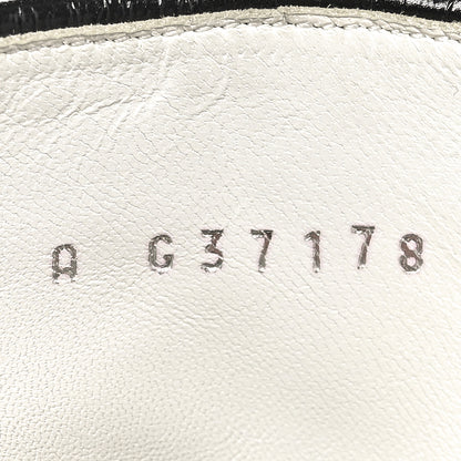 Chanel Tweed Cap Toe CC Ankle Boots 39.5 White Black 9 of 9