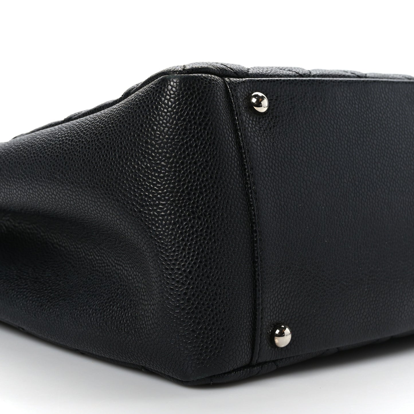Caviar Quilted XL Grand Shopping Tote GST Black
