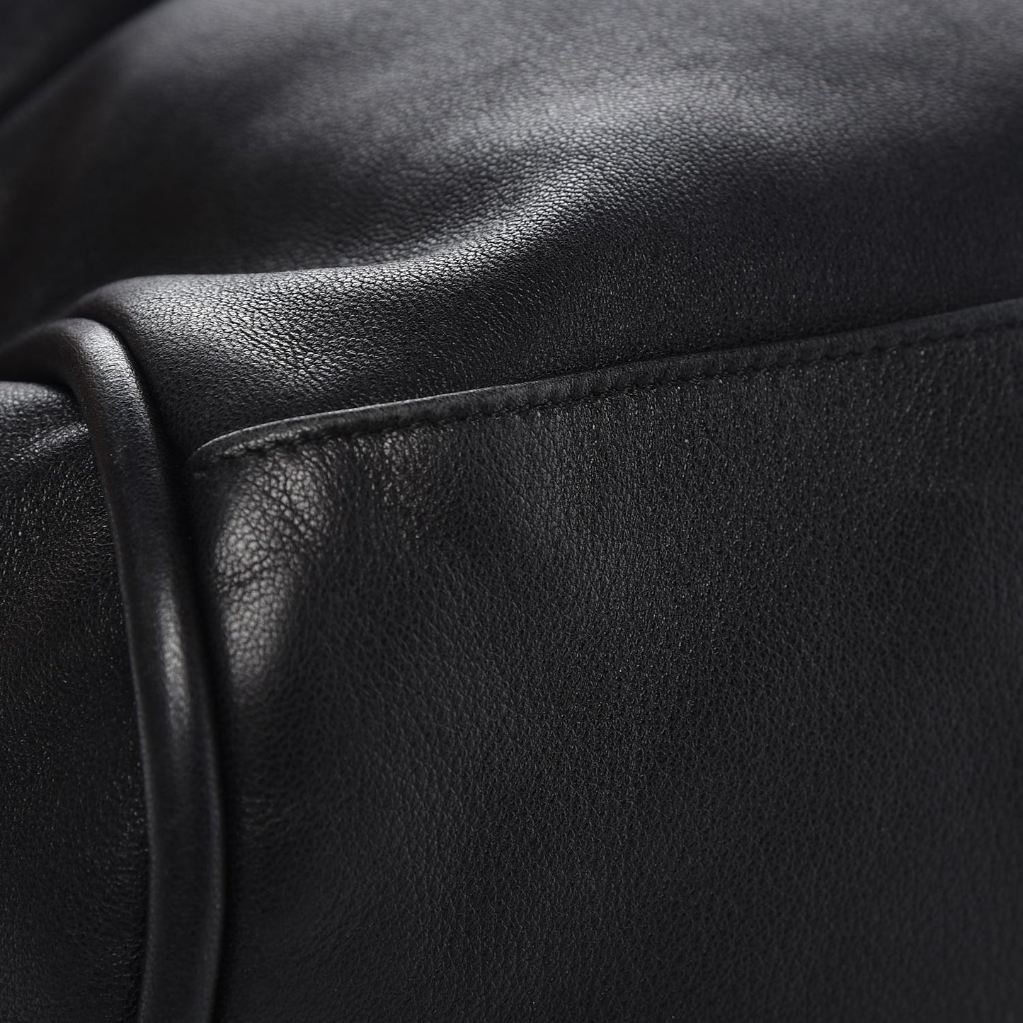 Lambskin Large Ultimate Soft Tote Black