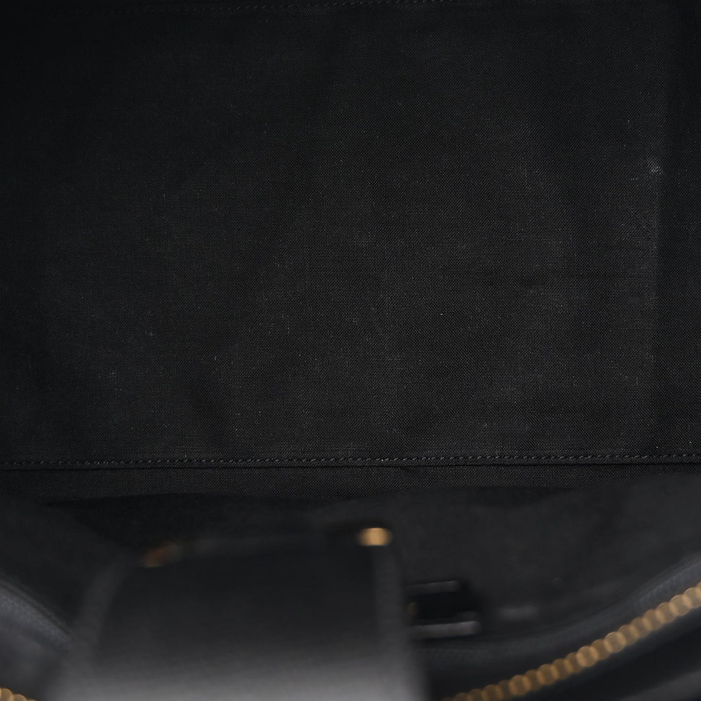 Textured Calfskin Medium Classic Y Cabas Black