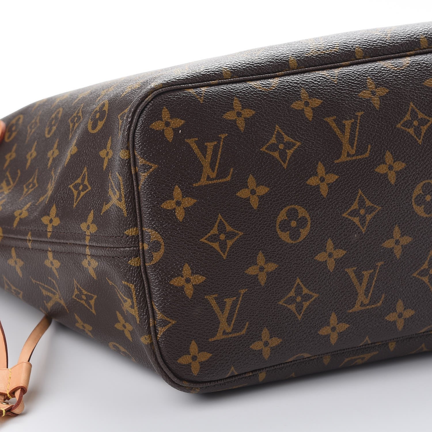 Louis Vuitton Monogram Neverfull MM 11 of 12