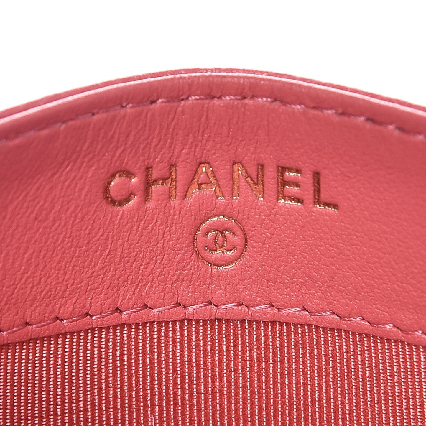 Caviar Quilted Card Holder Pink