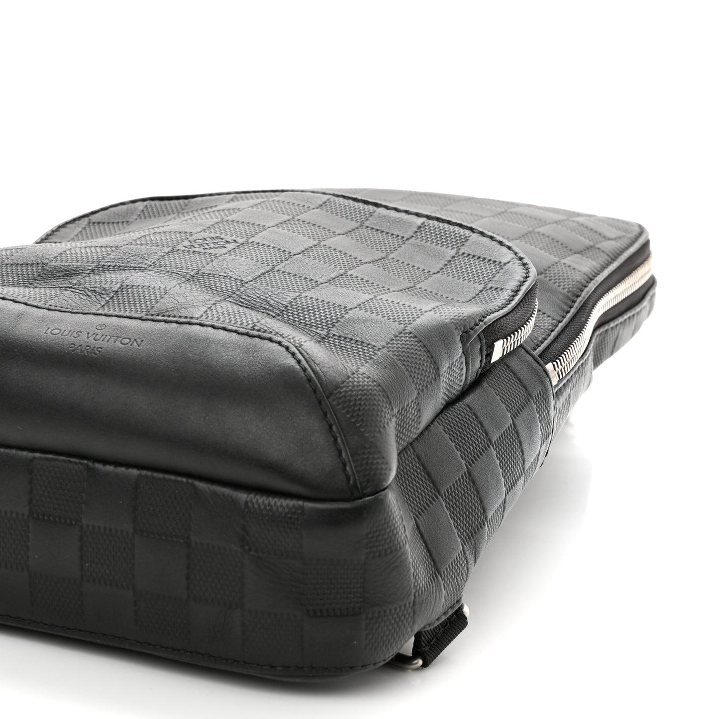 Damier Infini Avenue Sling Bag Onyx