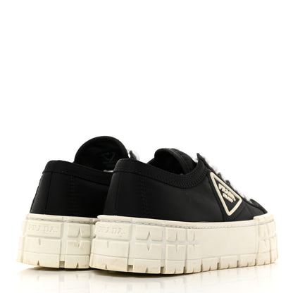 Prada Re-Nylon Gabardine Triangle Logo Double Wheel 50mm Sneakers 39 Black 4 of 9