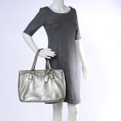 Prada Vitello Daino Shopping Tote Acciaio 2 of 7
