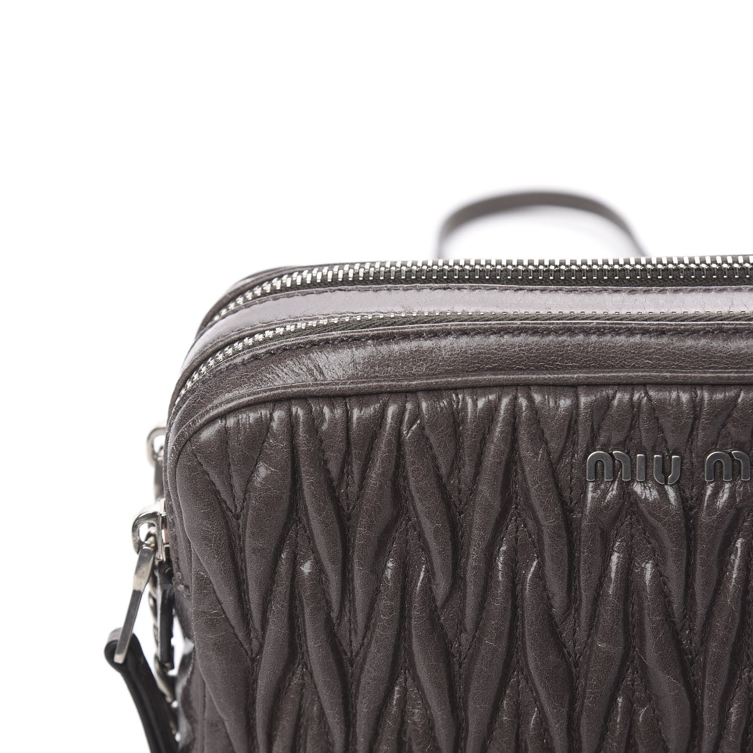 Miu Miu Matelasse Lux Camera Bag Fumo 13 of 14