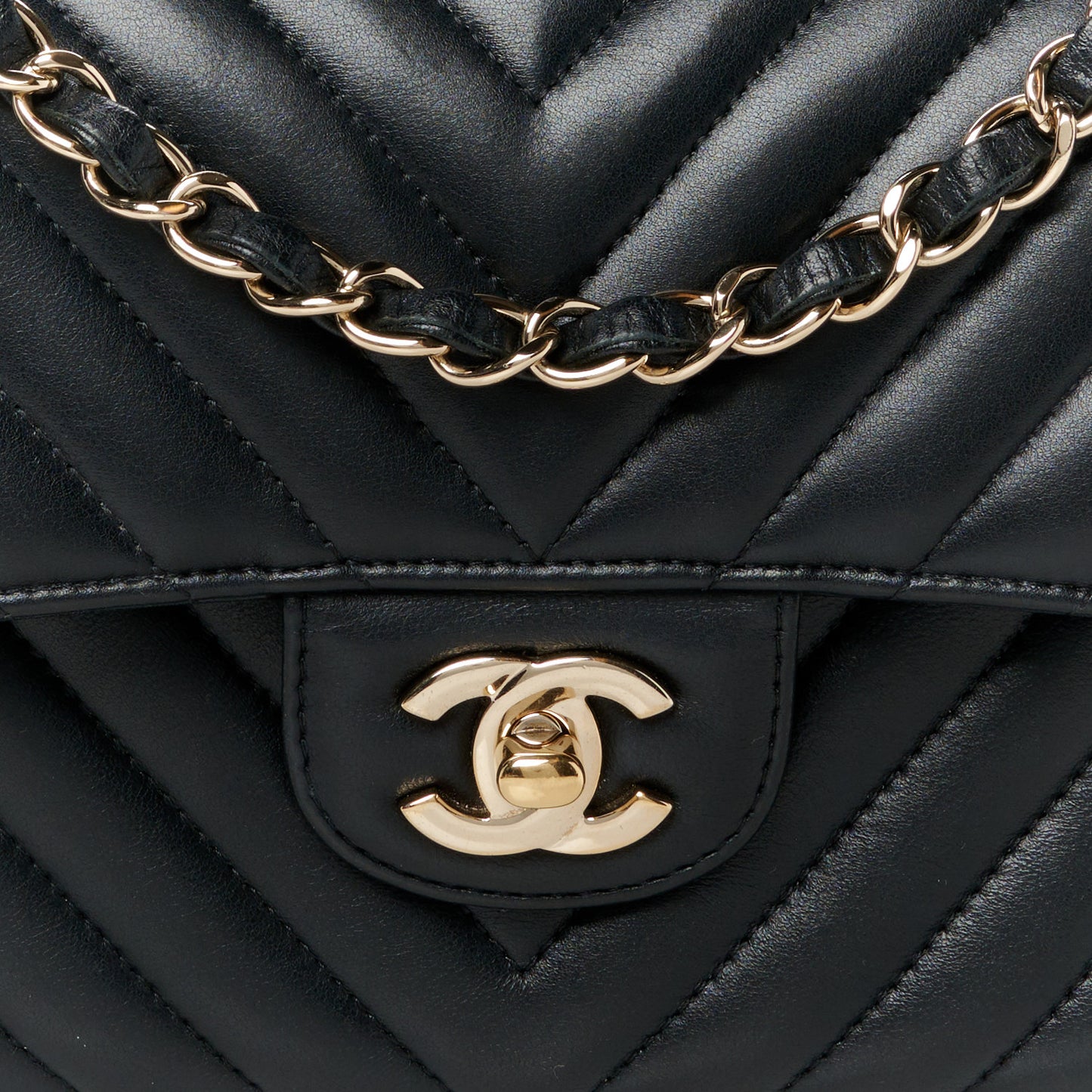Lambskin Chevron Quilted Small Double Flap Black
