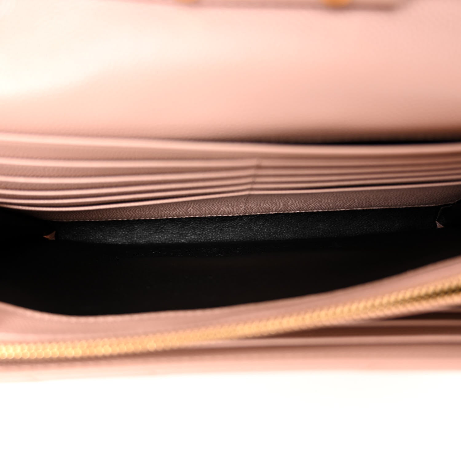 Saint Laurent Grain De Poudre Matelasse Chevron Monogram Chain Wallet Pale Blush 5 of 9