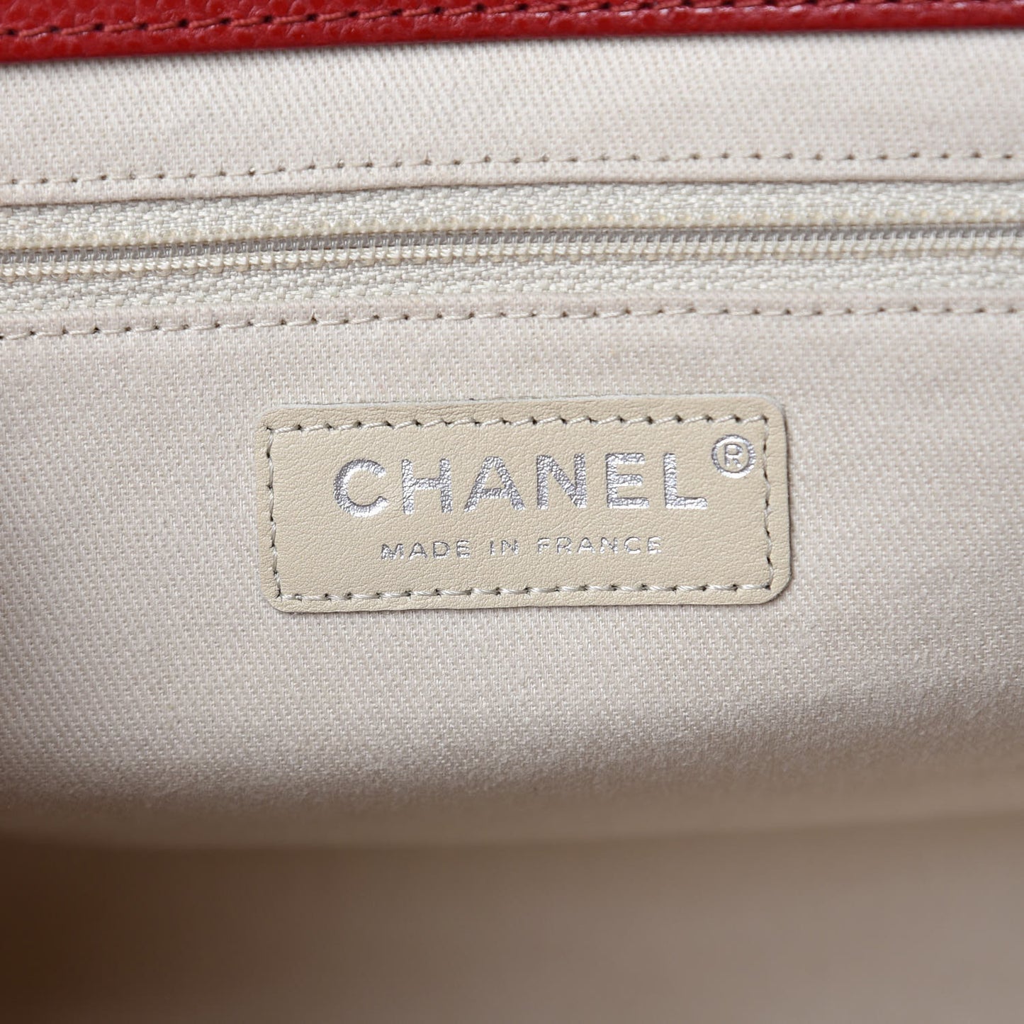 Caviar Quilted Timeless CC Shopping Tote Red