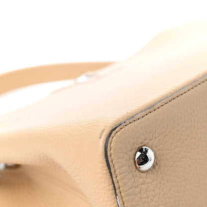 Louis Vuitton Taurillon Capucines MM Dune 9 of 10